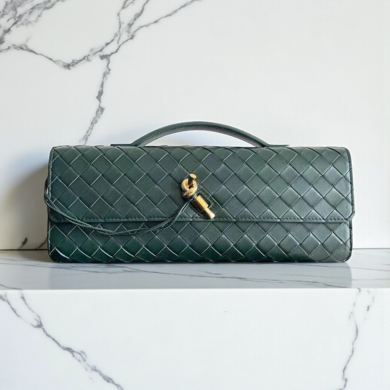 Bottega Veneta Andiamo Clutch Green